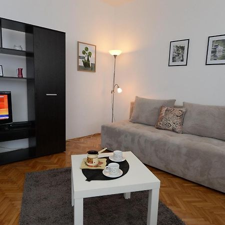Obilic Apartment เบลเกรด ภายนอก รูปภาพ