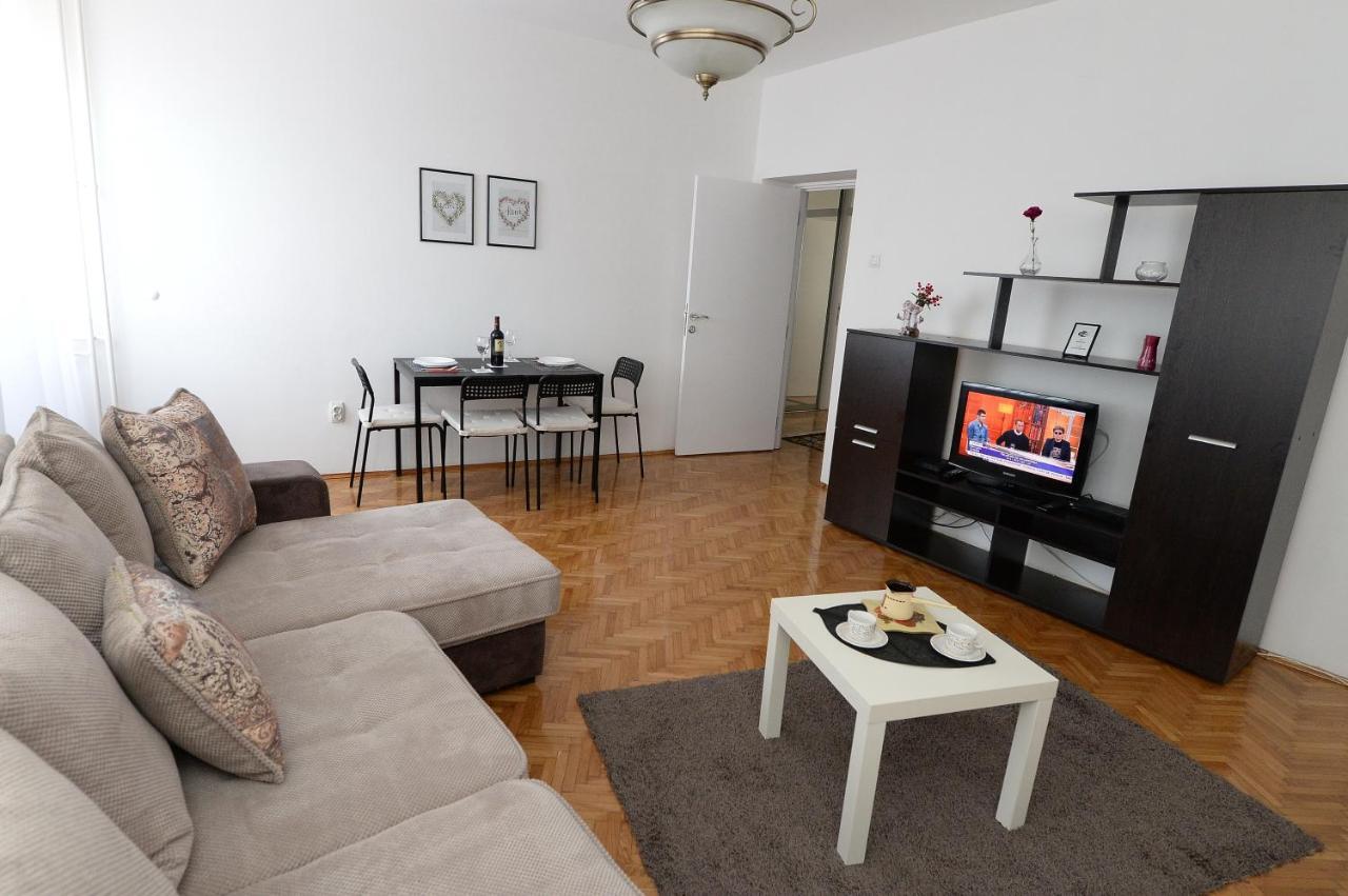 Obilic Apartment เบลเกรด ภายนอก รูปภาพ