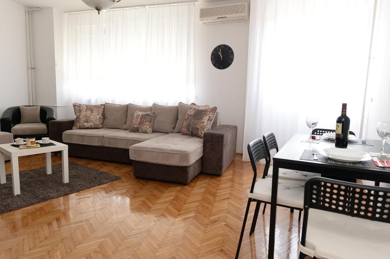 Obilic Apartment เบลเกรด ภายนอก รูปภาพ